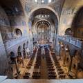 Földön túli hangulat a velencei Szent Márk Bazilika kupolái alatt