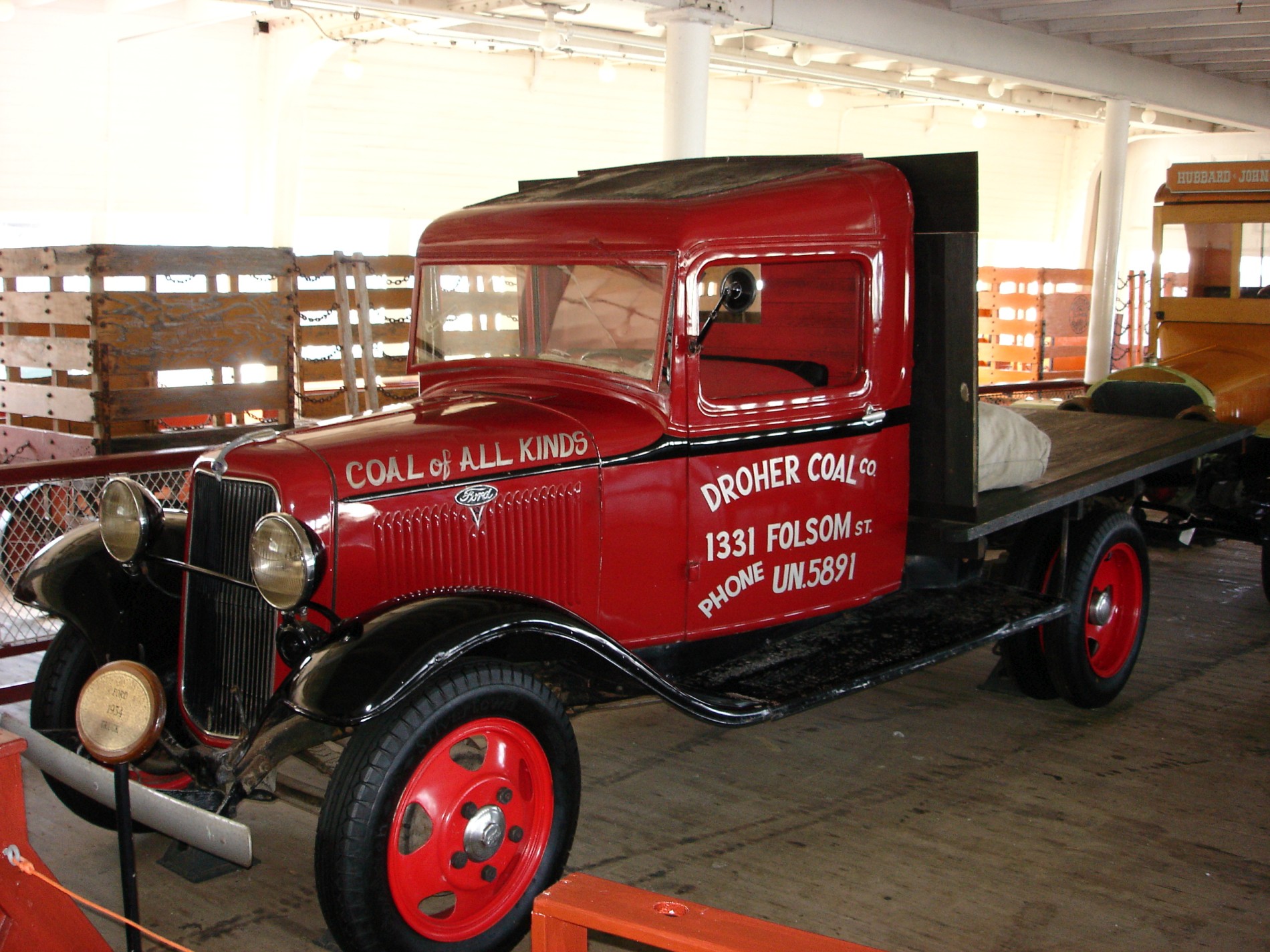 9_1934_dodge_truck.JPG