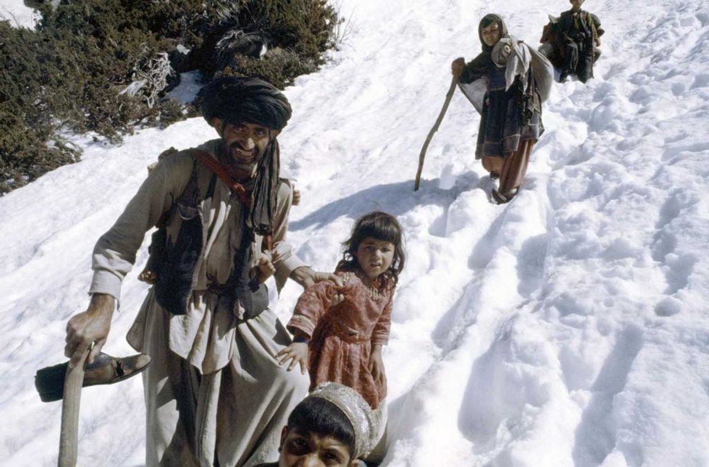 afghan_refugees_flee_fighting_entering_pakistan_near_peshawar_in_may_of_1980.jpg