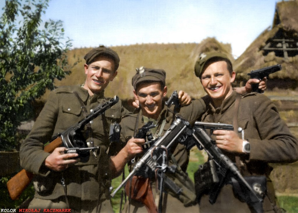 1945_bialystok_az_5_vilnius_brigad_a_foldalatti_hadsereg_katonai.jpg