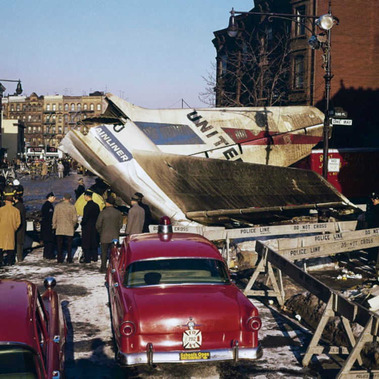 Repülő zuhant New Yorkra a karácsonyi készülődés alatt - 1960