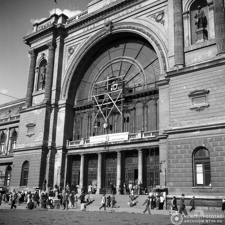 A Keleti pályaudvar egy napja - 1948