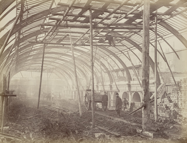 Construction of the Metropolitan Railway, circa 1861 (10).jpg