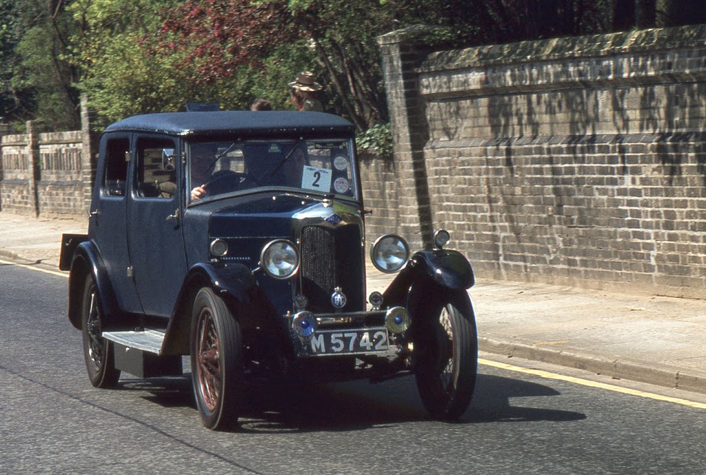 ipswich_to_felixstowe_historic_vehicle_run_in_the_1970s_27_.jpg