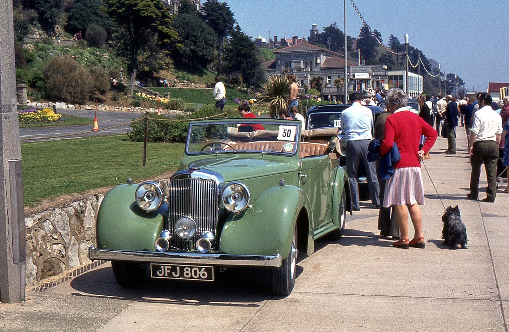 ipswich_to_felixstowe_historic_vehicle_run_in_the_1970s_31_.jpg