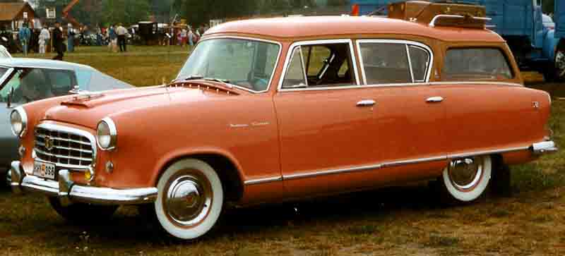 1955_Nash_Rambler_Cross_Country_1955.jpg