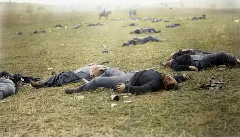 11_civil-war-gettysberg-dead.jpg