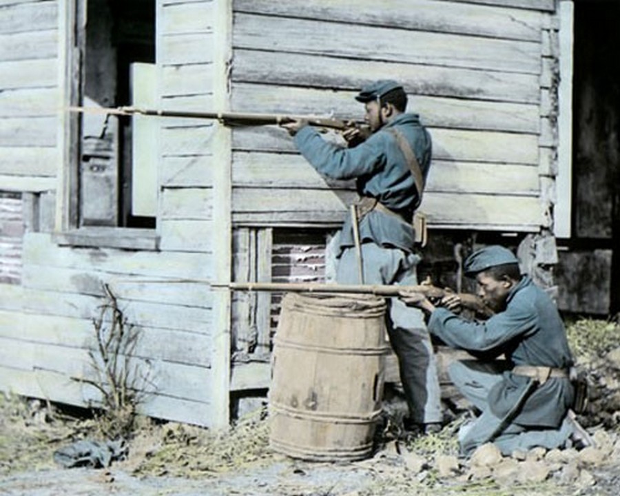 39_Union Colored Troops Firing at the Enemy.jpg