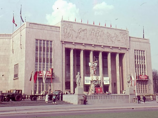 1955. Berlin, Sporthalle.jpg
