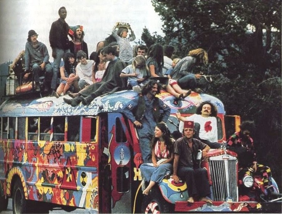 america_s_1970s_hippie_communes_11_.jpg