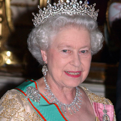 Queen-Elizabeth-II-9286165-1-402.jpg