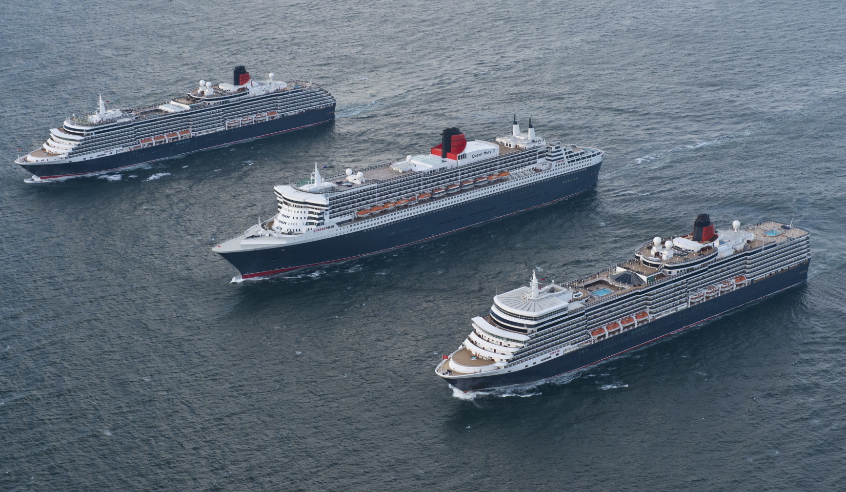 2014_-queen-mary-2-and-her-sister-ships-.jpg