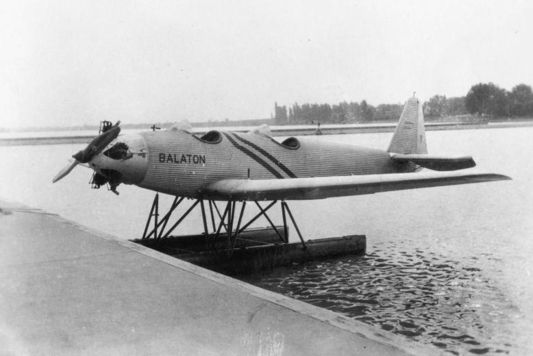 1930_junkers_hidroplan_siofok_szeplak.jpg