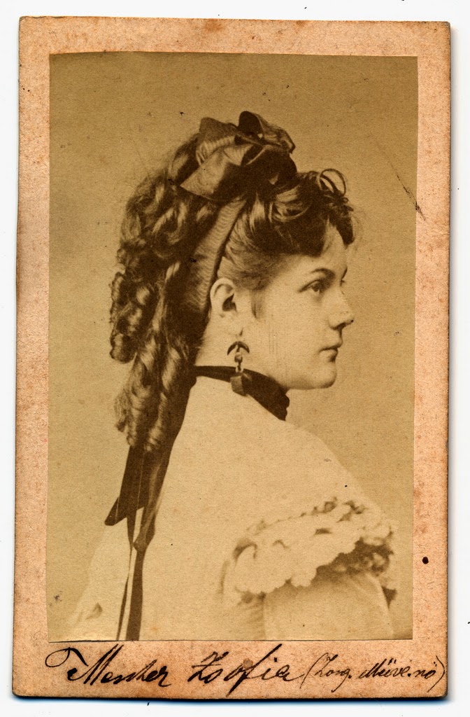 1874. Menter Zsófia zongoraművésznő.jpg
