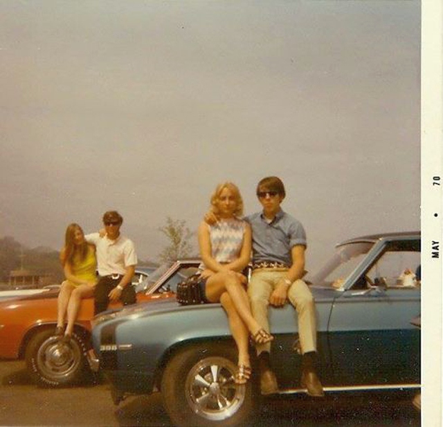 polaroid_prints_of_teen_girls_in_the_1970s_288_29.jpg