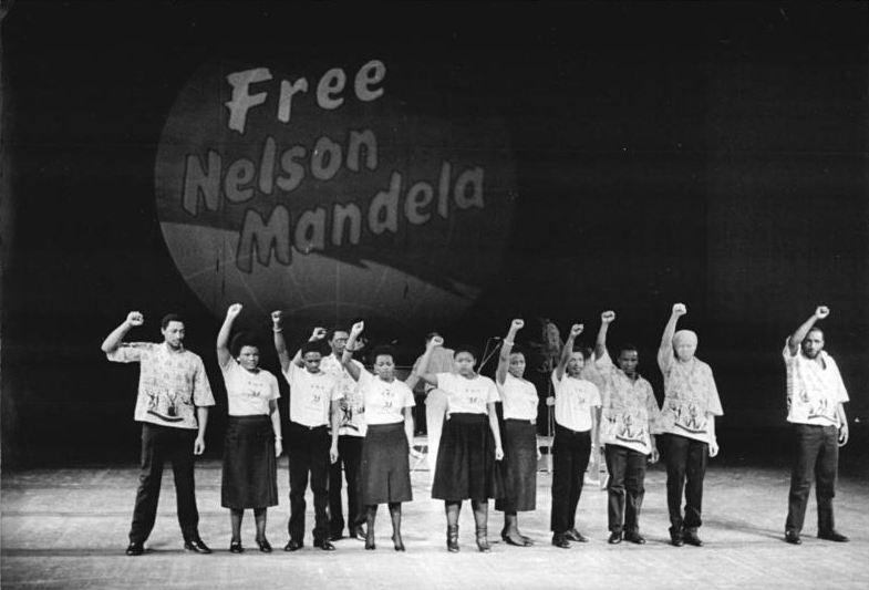 1986. Engedjék szabadon Nelson Mandelát tüntetés Berlinben..jpg