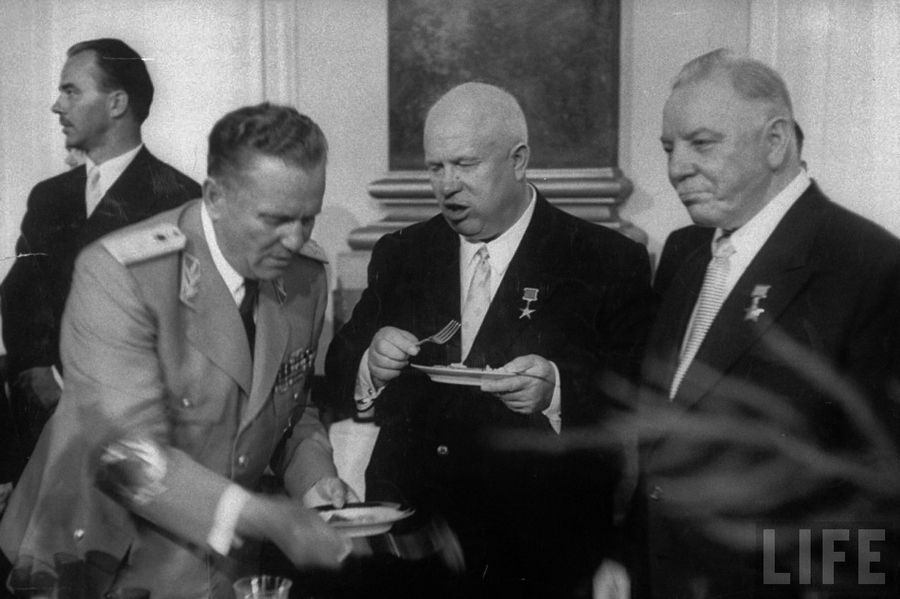 1956_yugoslav_leader_marshal_tito_russian_leader_nikita_khrushchev_and_kliemnt_voroshilov_moscow.jpg
