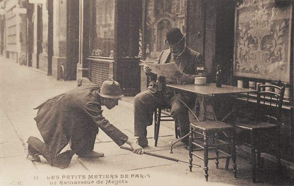 1900_cigarettacsik-vadasz_parizsban.jpg