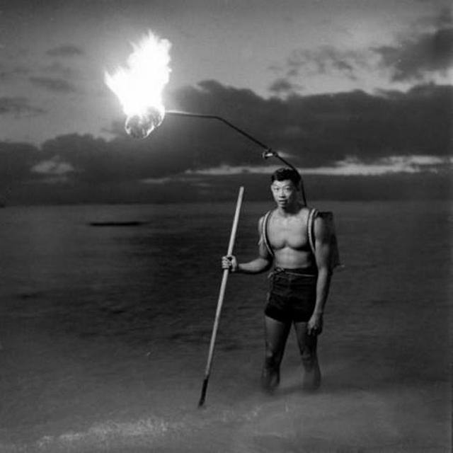1948_ejszakai_halaszat_a_hawaii-szigeteken.jpeg