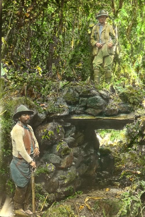 1911. Hiram Bingham az igazi Indiana Jones, a Machu Picchu felfedezője..jpg