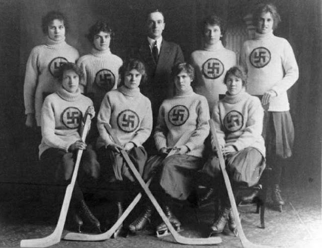 1916. Swastika női jégkorong csapat.jpg