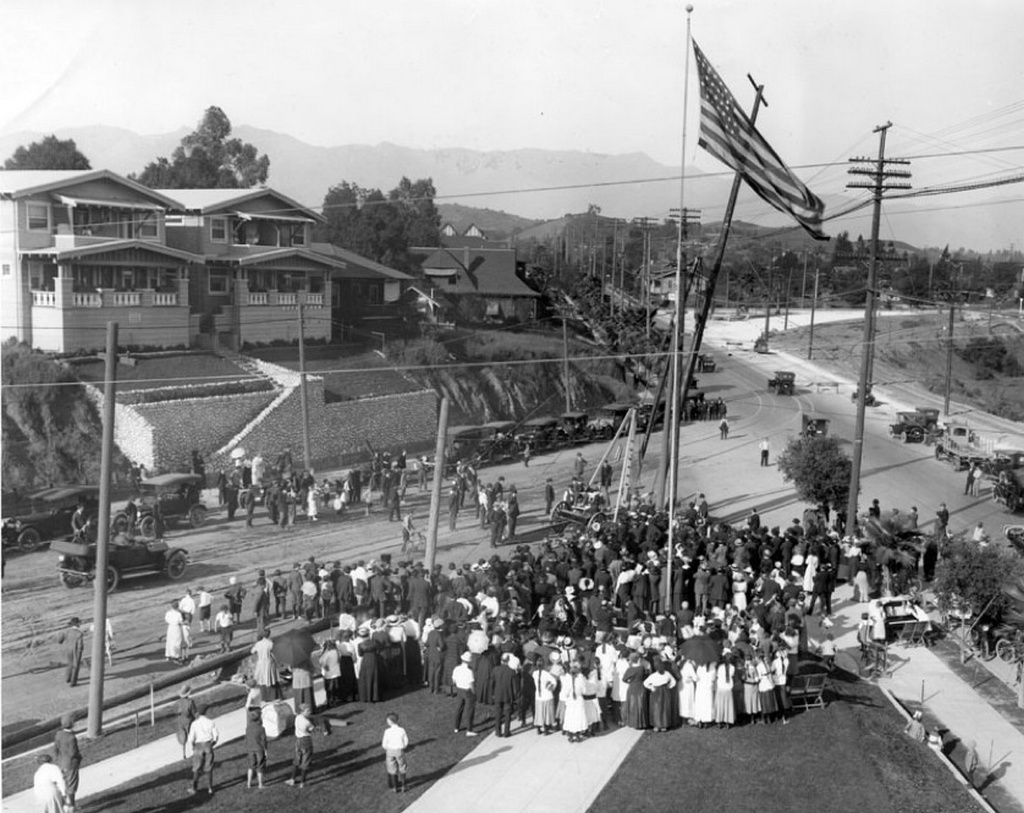 1916_celebrating_the_first_power_pole_is_being_installed_on_the_corner_of_pasadena_avenue_and_piedmont_street_la.jpg