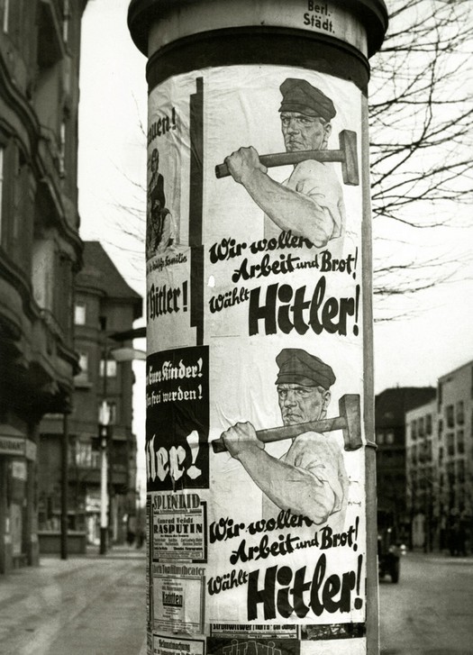 1932_valasztasi_kampany_plakatok_adolf_hitler_berlin.jpeg