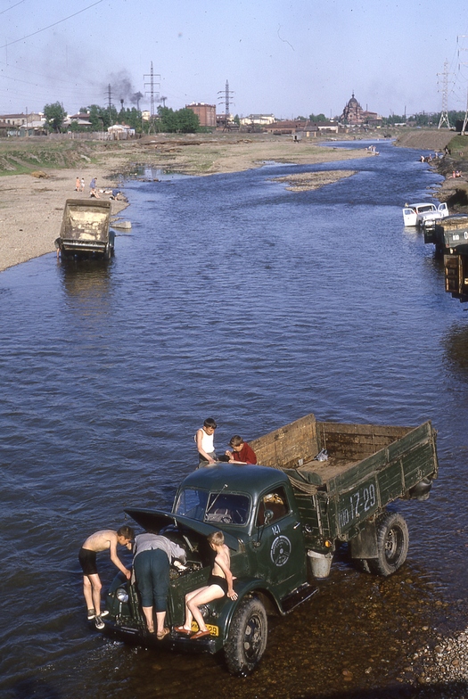 1965_irkutszki_automoso_szovjetunio.jpeg