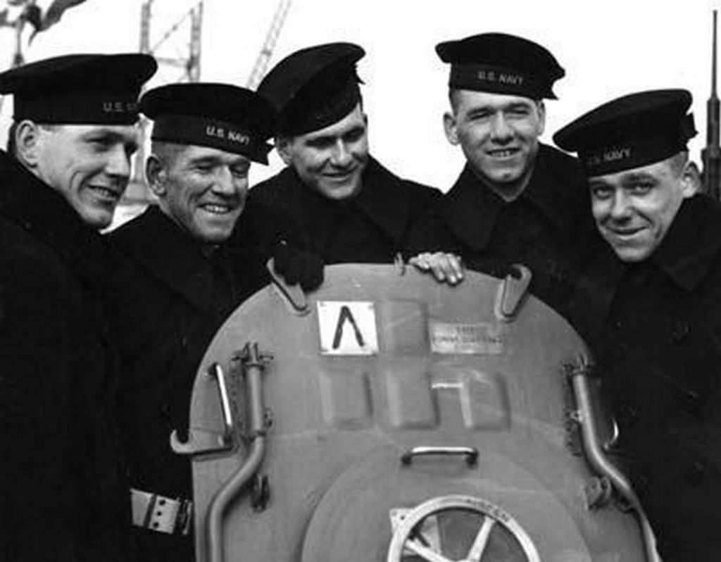 1942_the_sullivan_brothers_america_s_greatest_family_military_loss_all_five_brothers_cr.jpg