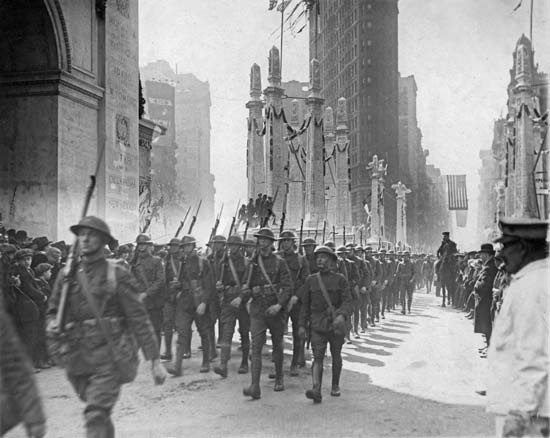 1918. I. világháború vége. Díszmenet New York-ban.jpg