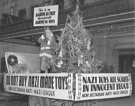 1938. A Mikulás a német (náci) játékok elleni bojkottra szólítja fel a vásárlókat ..jpg