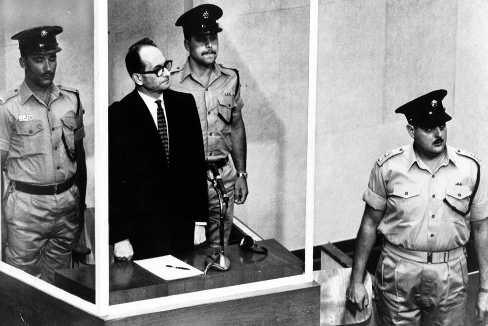 1962. Adolf Eichmann, náci háborús bűnös pere Izraelben..jpg