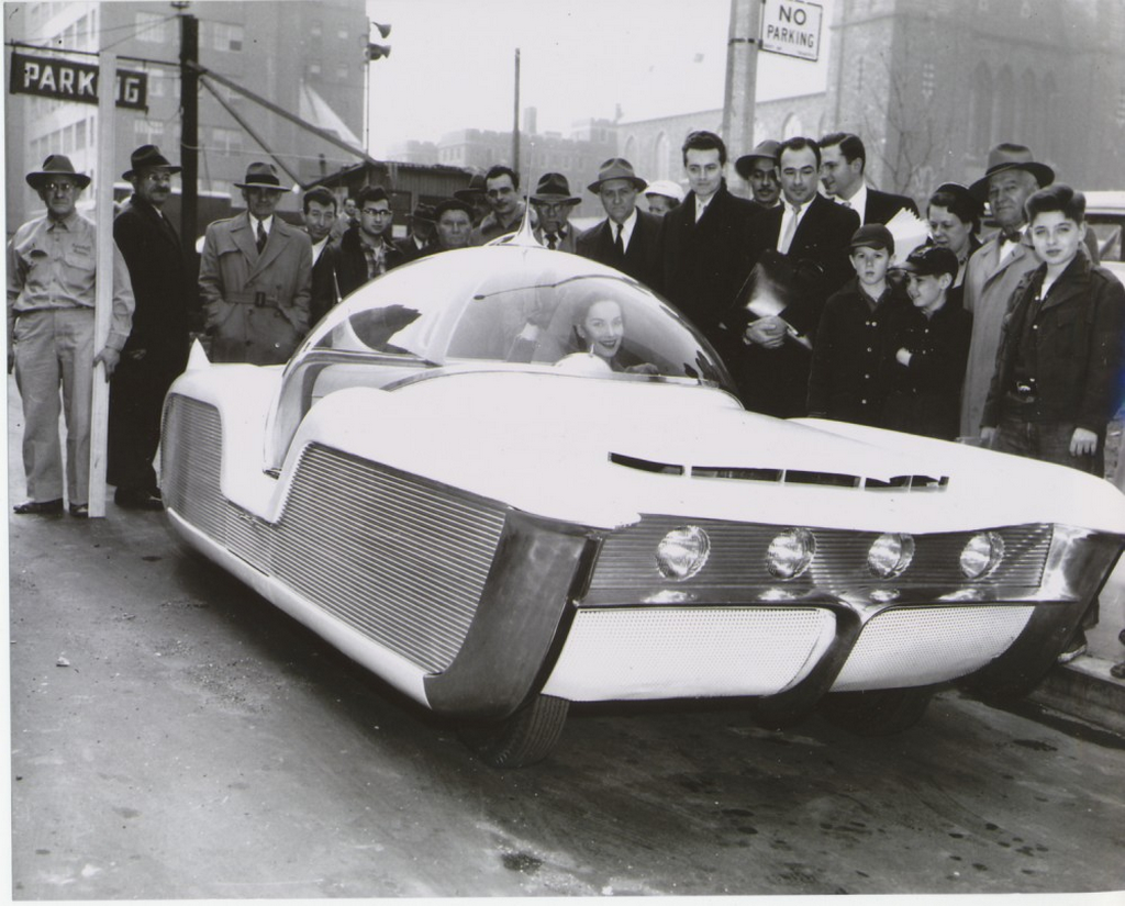 1956_the_astra-gnome_described_as_a_time_and_space_car_at_the_new_york_auto_show.png