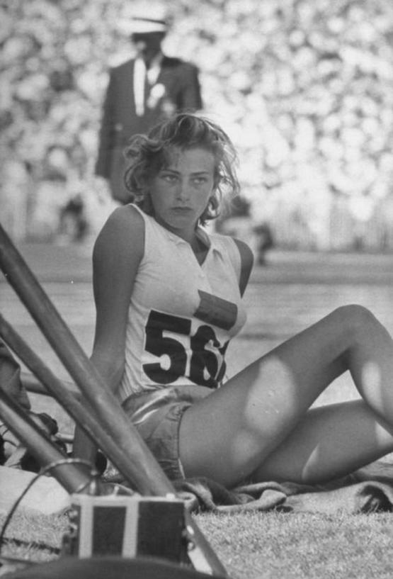 1956_gunhild_maria_larking_otszoros_sved_bajnok_atleta_az_1952-es_melbourne-i_olimpiai_jatekokon.jpeg