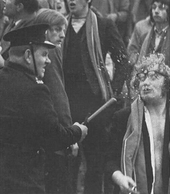 1971_kelta_futball_policeman_uses_baton_on_gaelic_footballer_supporter_at_disorder_after_the_game.jpg