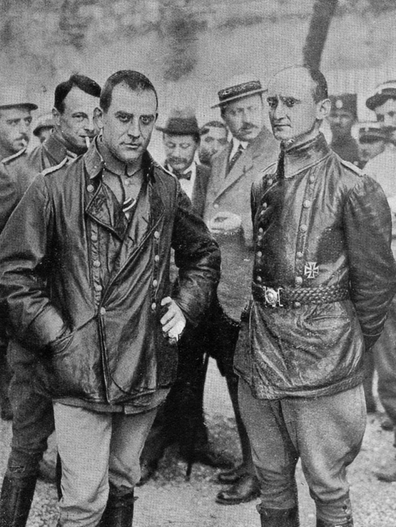 1916_captured_zeppelin_crew_in_salonika_greece.png