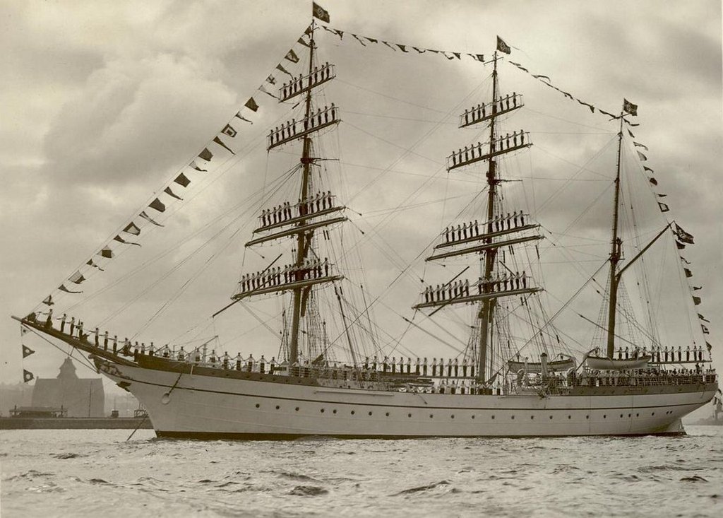 1936_german_sailors_posing_on_the_gorch_fock_a_german_sailing_ship_used_for_training.jpg