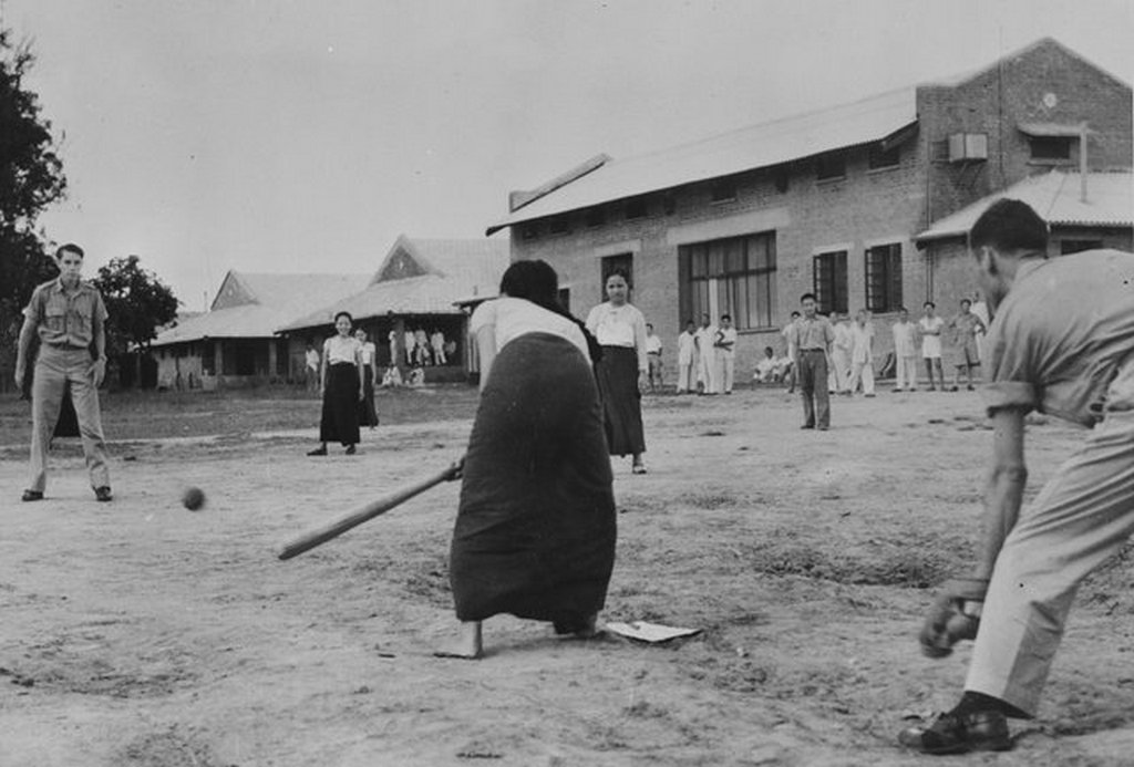 1942_american_soldiers_teaching_baseball_to_burmese_nurses_in_india.jpg