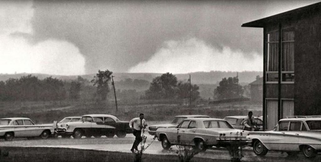 1966_topeka_kansas_f5_tornado_june_8.jpg