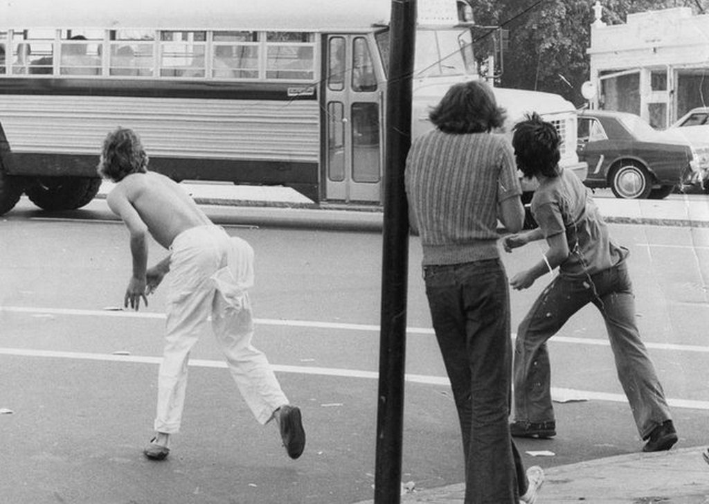 1974_white_kids_in_dorchester_boston_threw_objects_at_a_school_bus_carrying_black_students_on_their_way_to_south_boston_high_school_during_the_boston_busing_crisis.jpg