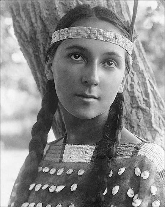 1907_lucille_a_dakota_sioux_woman.jpg