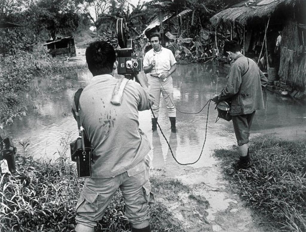 1970_nbc_correspondent_during_vietnam_war.jpg