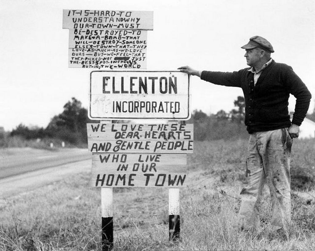 1950_ellenton_sc_in_1950_just_before_the_town_was_razed_in_order_to_construct_the_savannah_river_plant.jpg