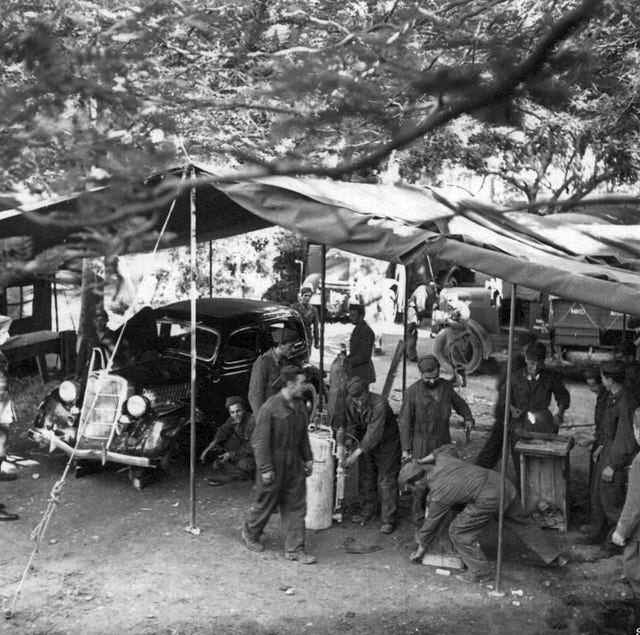 1941_italian_army_vehicle_repair_shop_in_yugoslavia.jpg