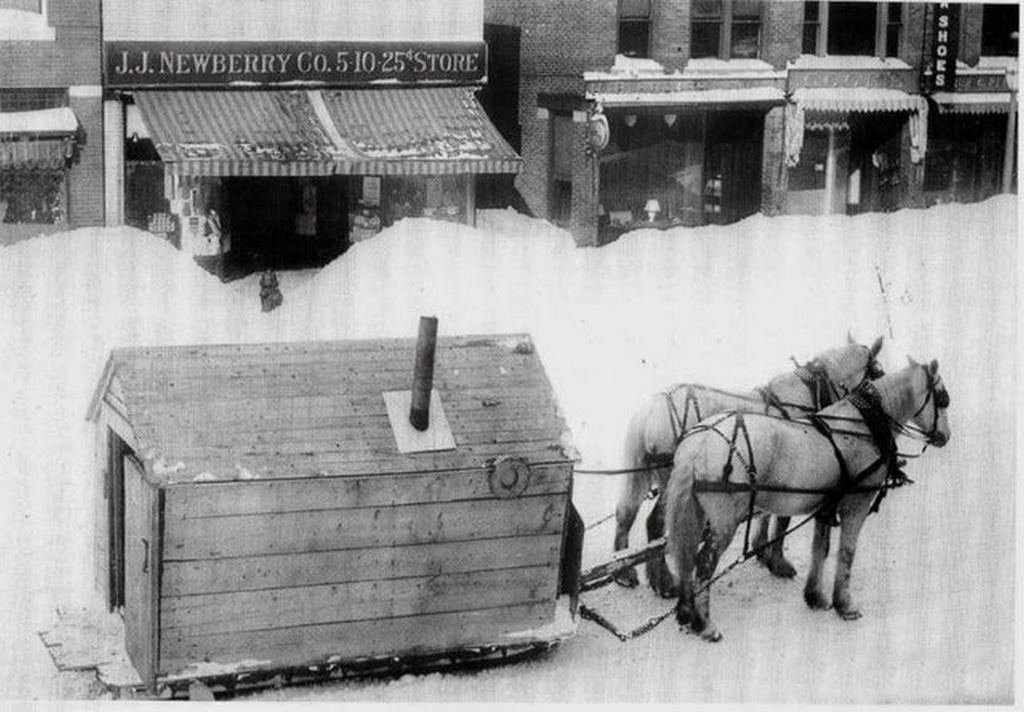 1930_the_school_bus_in_1930_northern_maine.jpg