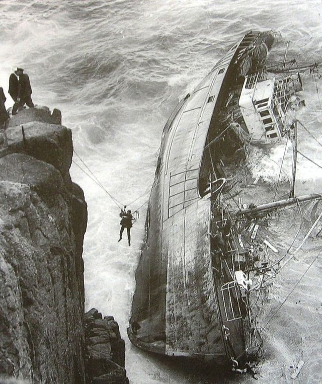 1962_a_man_is_rescued_from_the_french_trawler_jeanne_gougy_after_it_ran_aground_off_the_cornish_coast.jpg