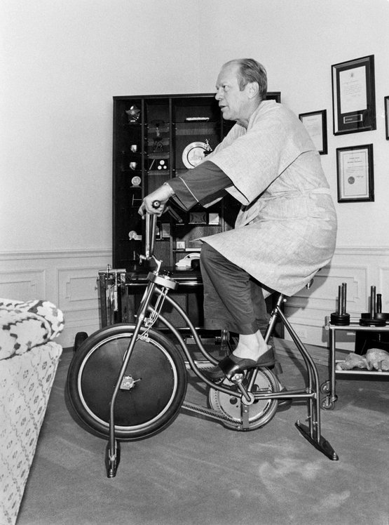 1975_president_gerald_r_ford_riding_an_exercise_bike_in_white_house.jpg