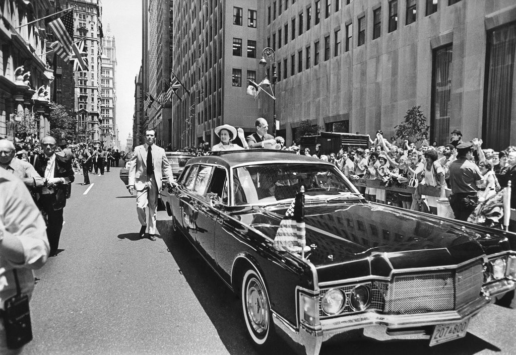 1976_queen_elizabeth_ii_came_to_new_york.jpg