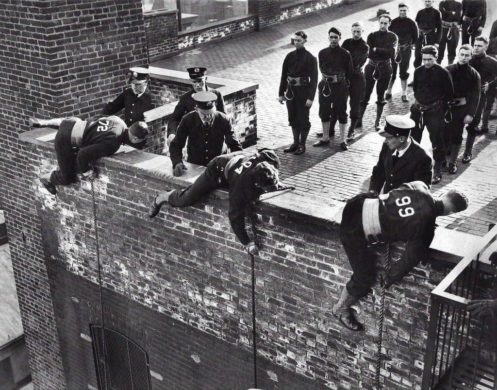 1937_firefighter_recruits_in_training_maneuvers.jpg