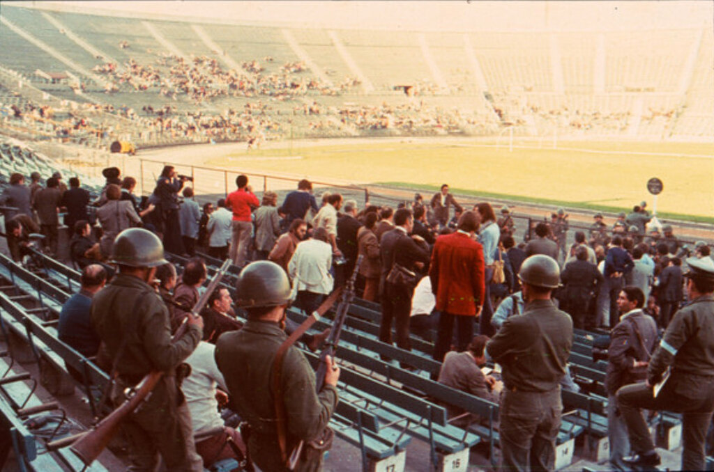 1973_koncentracios_tabor_a_national_de_chile_stadionban_a_puccs_korai_napjaiban_santiago_chile.jpeg